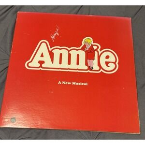 Annie Original Broadway Cast Vinyl LP (1977) The Story of Annie Inside Album